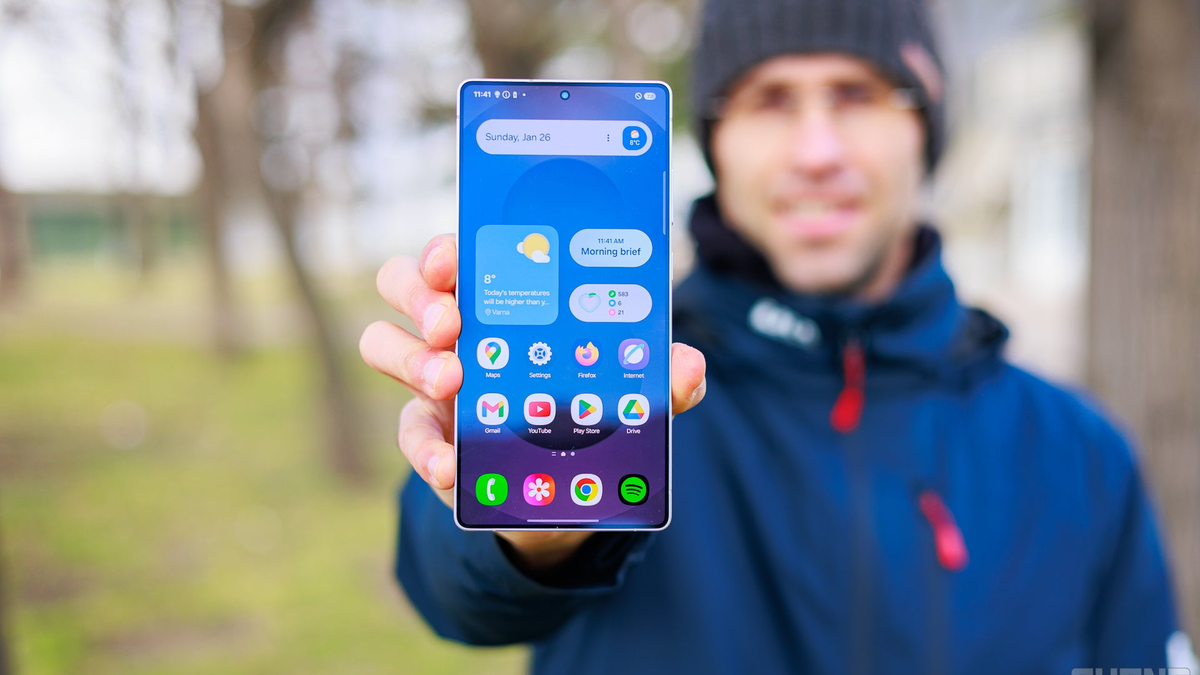 One UI 7 open beta drops on these Galaxy phones in a matter of hours