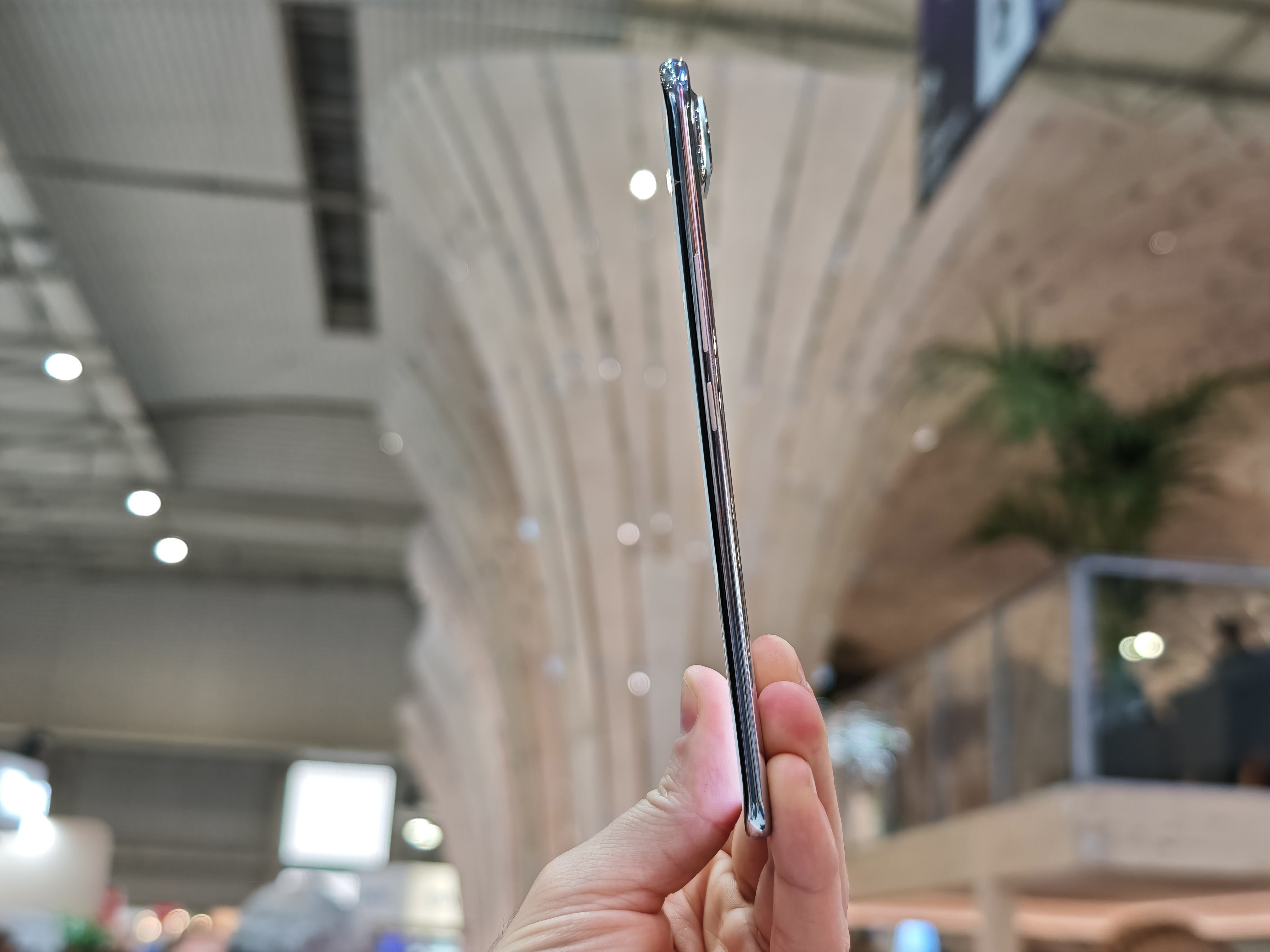 Image credit – PhoneArena - Hands-on with the super slim iPhone 17 Air, Galaxy S25 Edge rival that you can't buy (and neither can I)