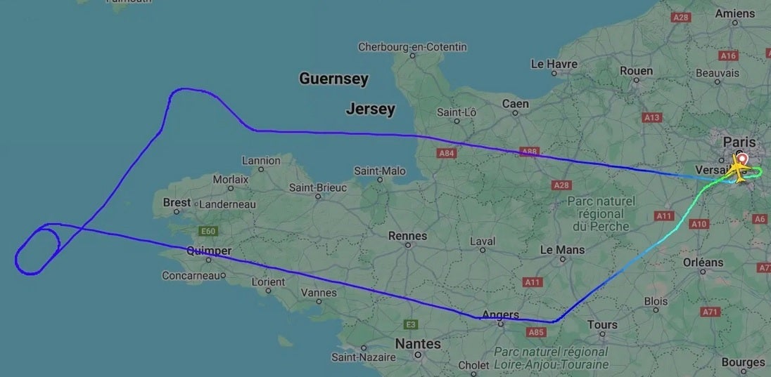 Chart shows the route taken by AF750.