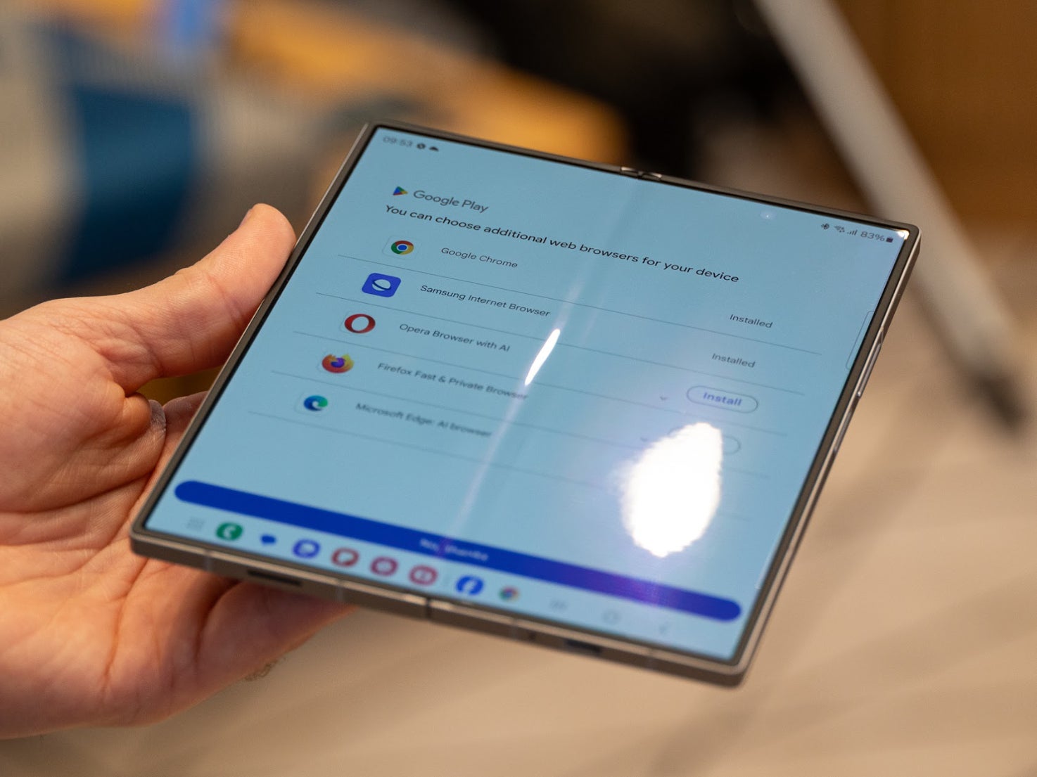 O vinco na galáxia z dobra 6. Crédito da imagem - Phonearena - Samsung Galaxy Z Fold 7 teve minha atenção, mas seu recurso mais emocionante não está acontecendo