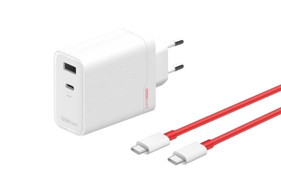 OnePlus SuperProoc 120W Kit de adaptador de energia GaN GAN. | Crédito da imagem - OnePlus - Seu telefone está cobrando lentamente? Seu carregador não é o problema ... a menos que seja