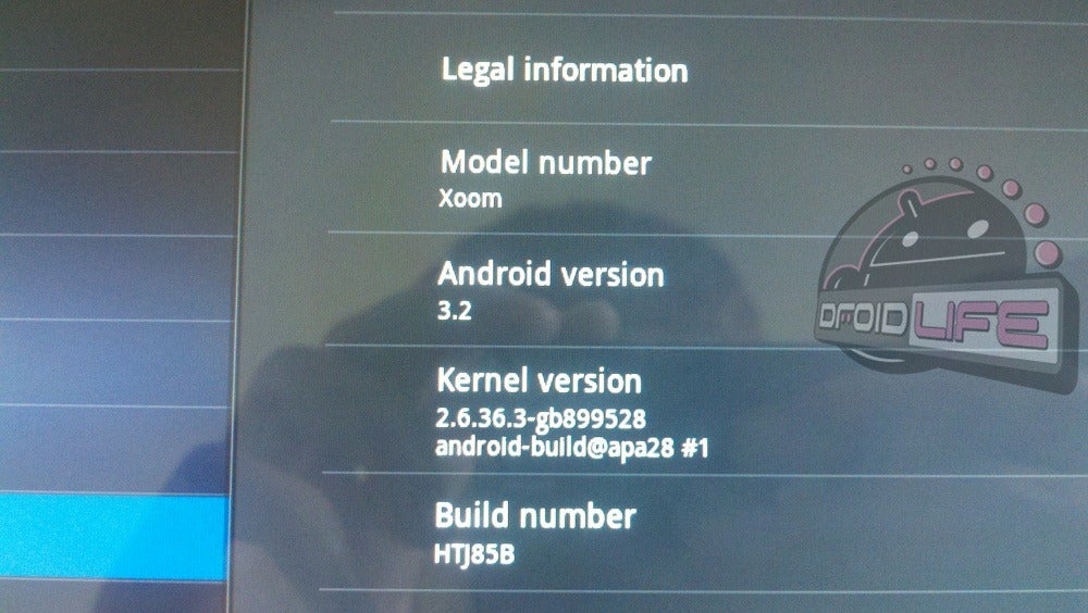 Android 3.2 rollout begins, brings SD support to Xoom, source already in AOSP