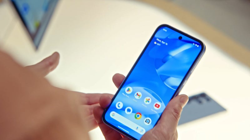 Screenshot of the Google Pixel 9a displayed by Dieter Bohn on the Android Show