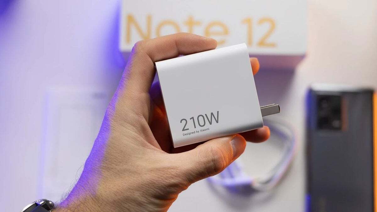 210W pode ser um exagero, mas a Samsung precisa subir da lenta carregamento de 25w com fio em seus flip dobráveis | Imagem