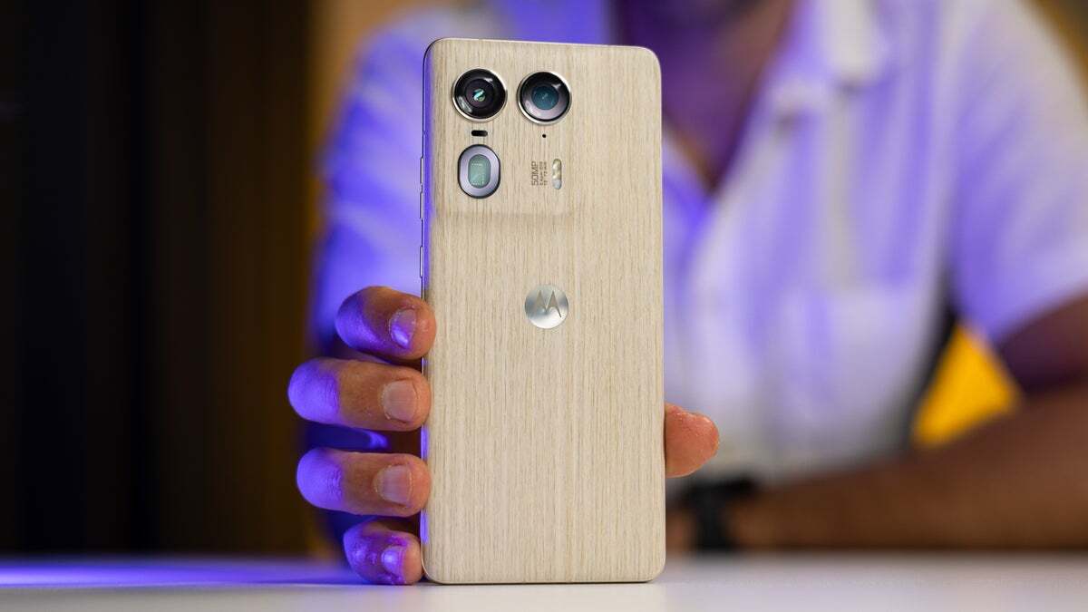 Let&#039;s knock on wood Samsung decides to go for something fresh this time around | Image by PhoneArena - Galaxy Z Flip 7: Here is what it needs to beat the Motorola Razr Ultra