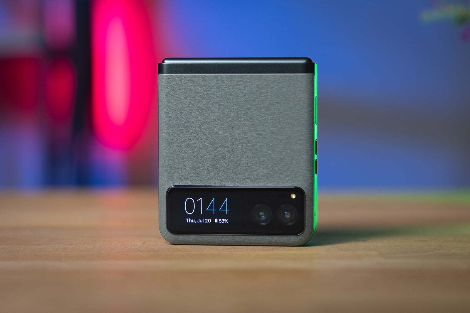 Veja o Motorola Razr (2023), preço inicial $ 599 | Imagem