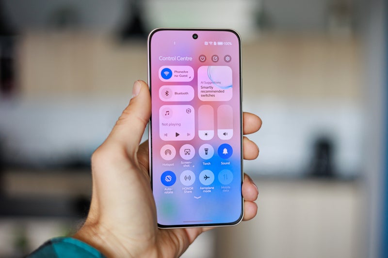 Hands-on: Style atende à função no novo Honor 400 Mid Ranger
