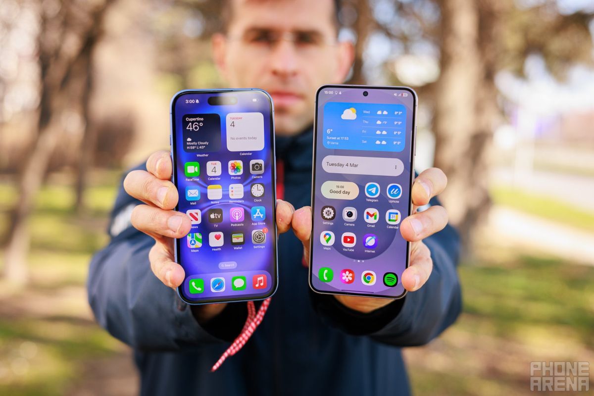 Apple iPhone 16e and Samsung Galaxy S25