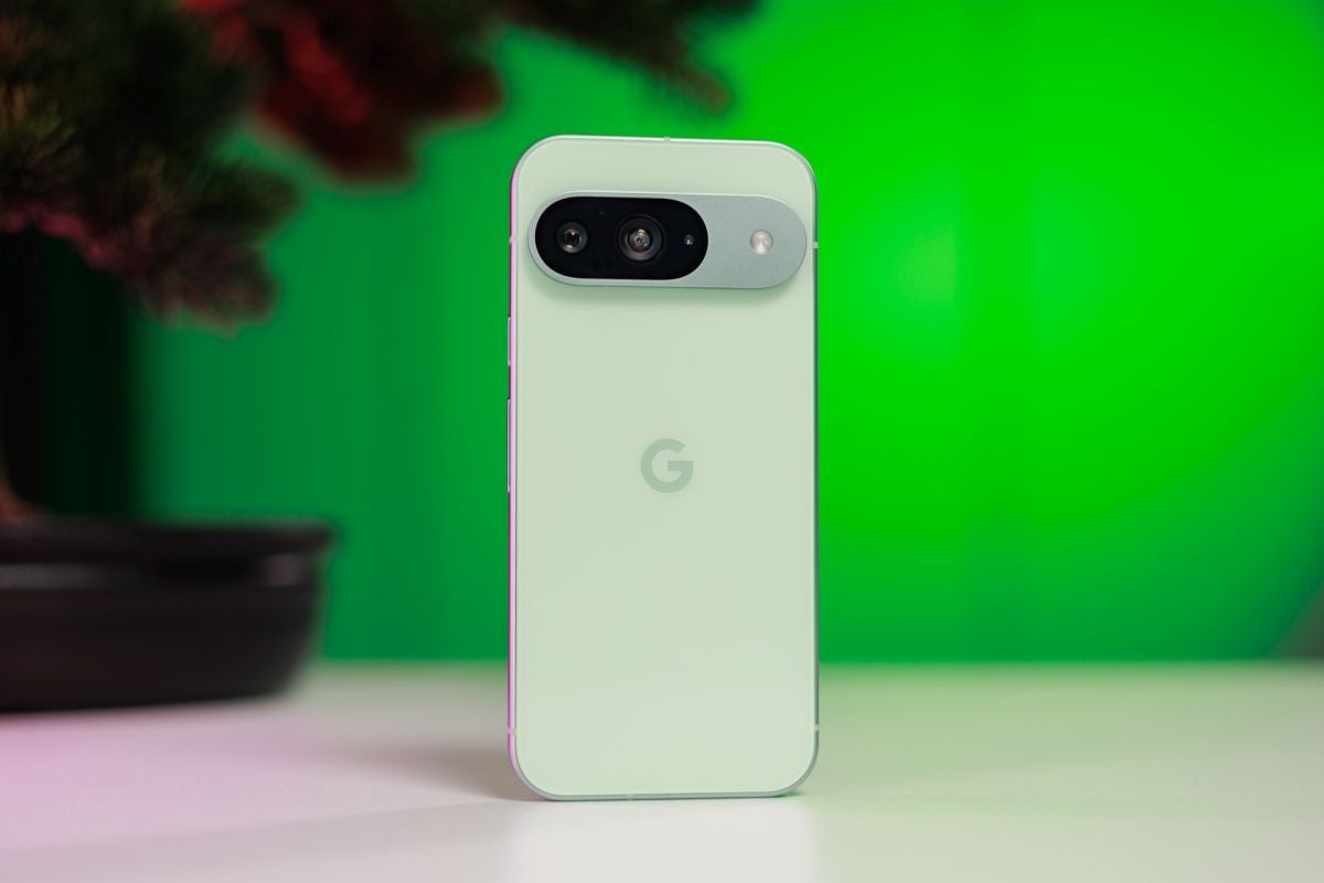 Google Pixel 9 in Wintergreen color