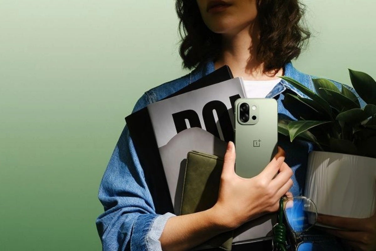Official OnePlus 13s marketing image