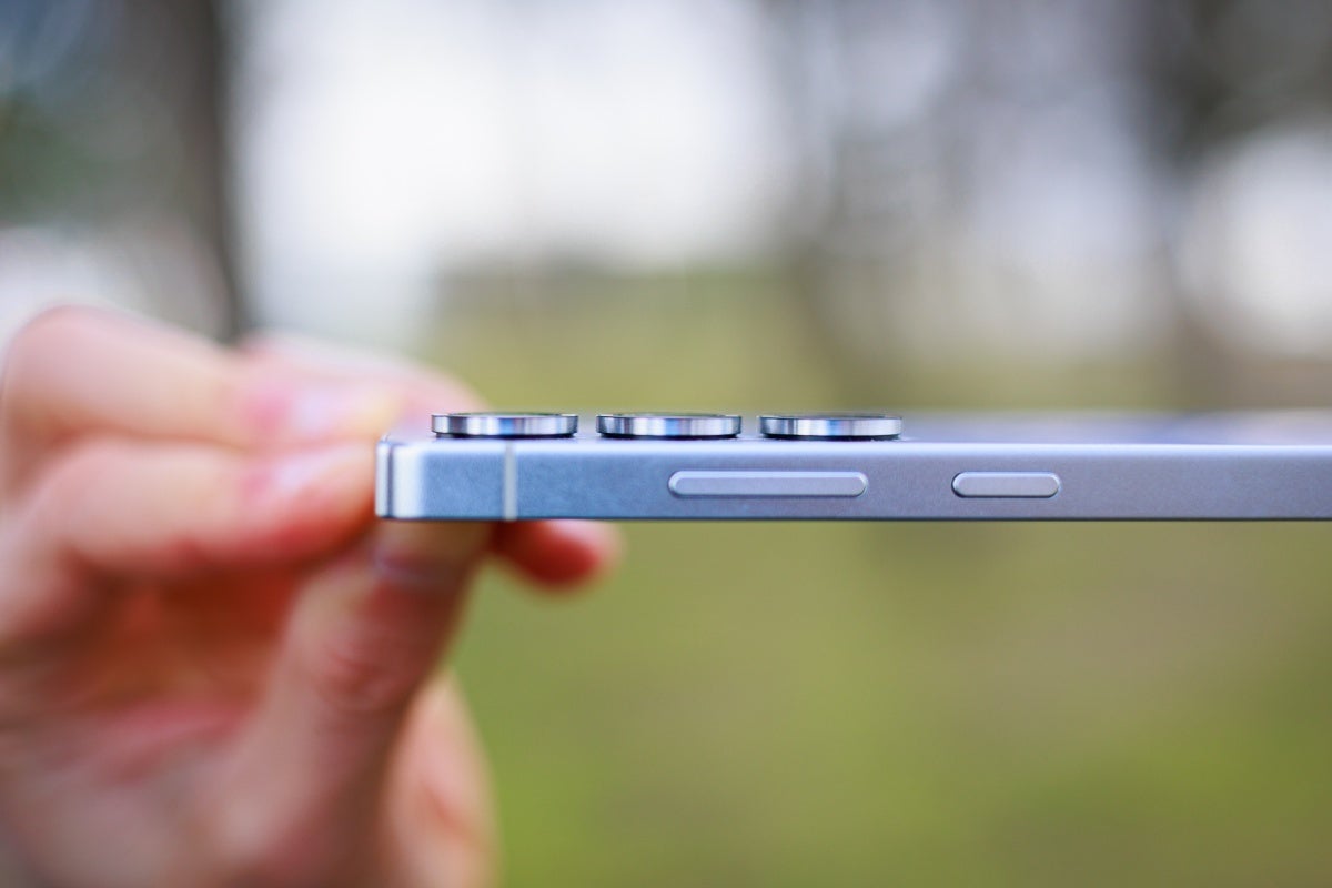 Samsung Galaxy S25 Ultra profile