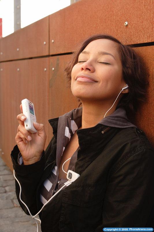 BenQ-Siemens showcase three GSM phones in Barcelona