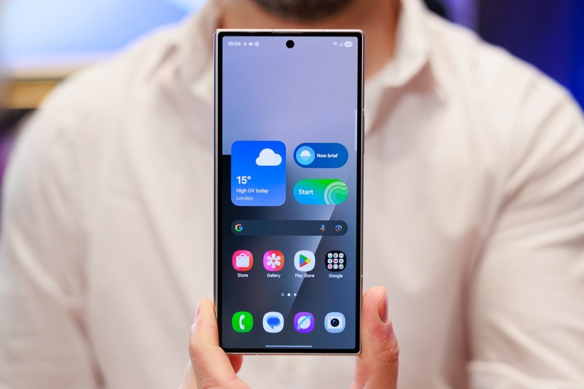 Samsung Galaxy Z Fold 7 cover screen