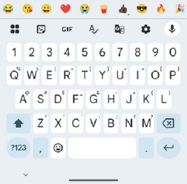 How i like to set up Gboard on my Pixel phone. | Image credit-PhoneArena - Why I like the Pixel's default QWERTY over the iPhone's keyboard