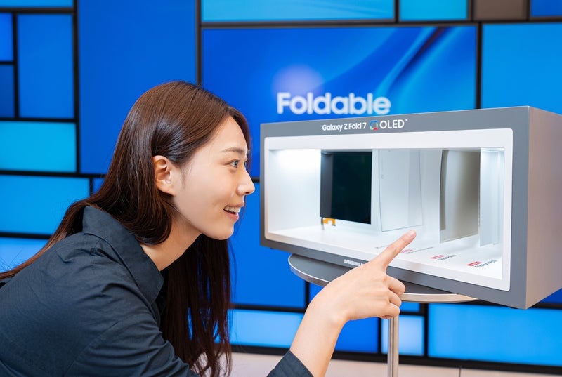 Samsung boasts impressive durability of Galaxy Z Fold 7’s OLED panel with rigorous fold test
