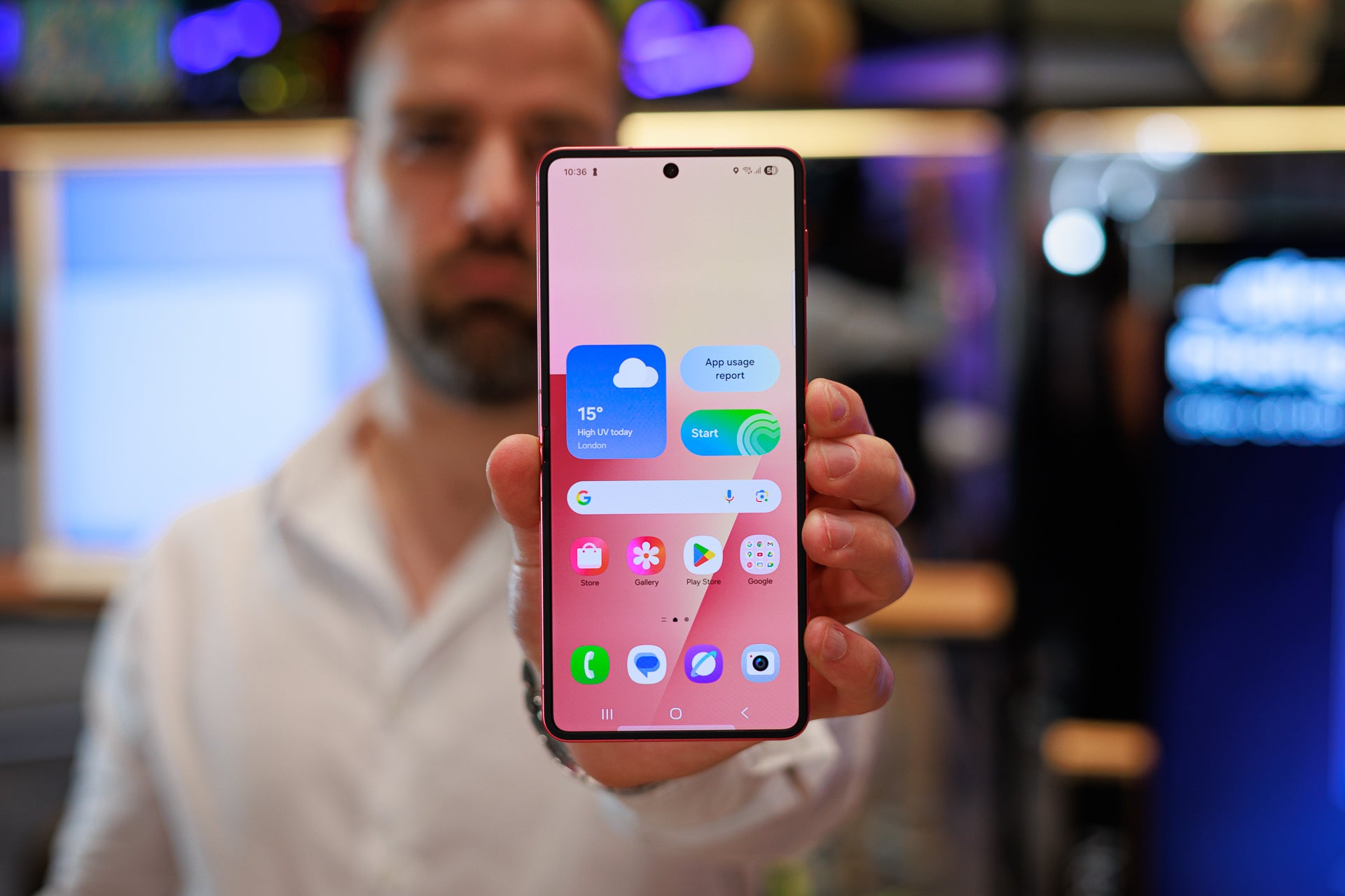 A person holding a Galaxy Z Flip 7.
