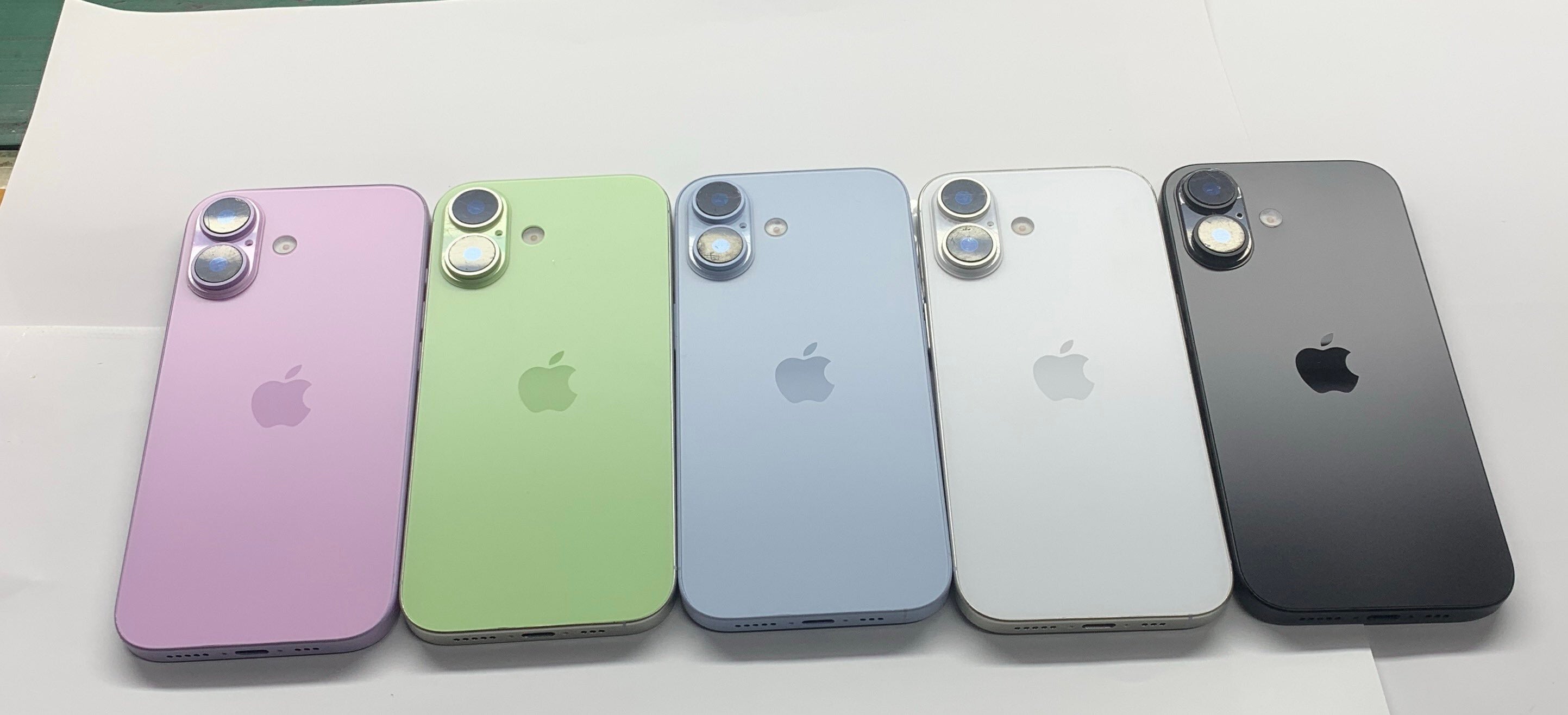 New iPhone 17 series leak leaves almost nothing to the imagination – again