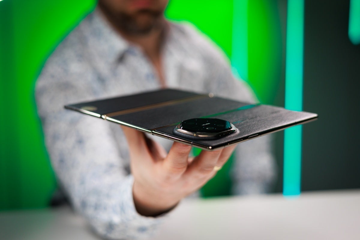Huawei Mate XT