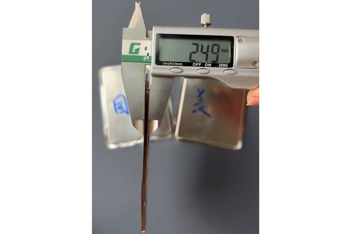That&#039;s a crazy thin battery by any standards. | Image Credit -- Majin Bu - New iPhone 17 Air battery leak might make you reevaluate the Galaxy S25 Edge