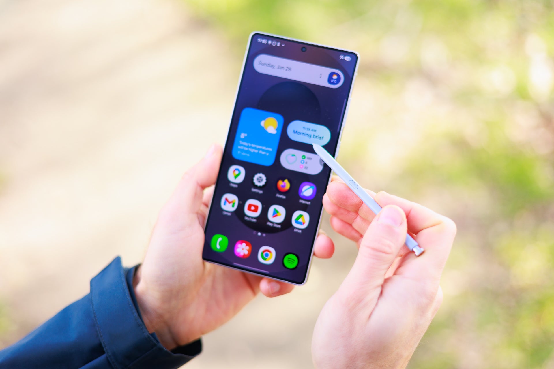 The Galaxy S25 Ultra is already so fast. | Image by PhoneArena - This could be Galaxy S26 Ultra's most unnecessary upgrade: yet it might actually matter a lot to you
