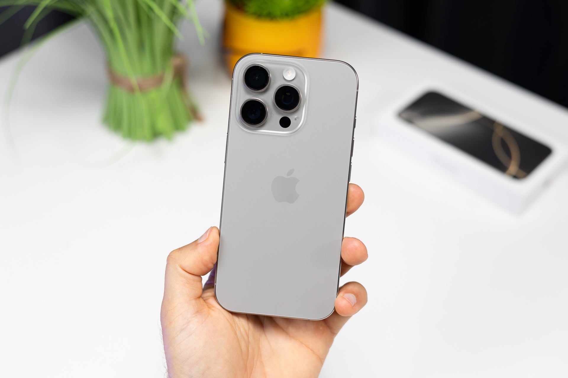 iPhone 16 Pro Long-term Review After (Almost) One Year