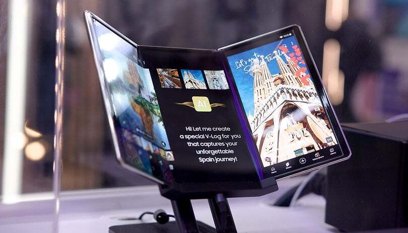 Samsung showed the Flex G and Flex S prototypes earlier this year at MWC | Image by nextpit - You guys think the Samsung Tri-Fold should cost $2,000, but have you considered this?