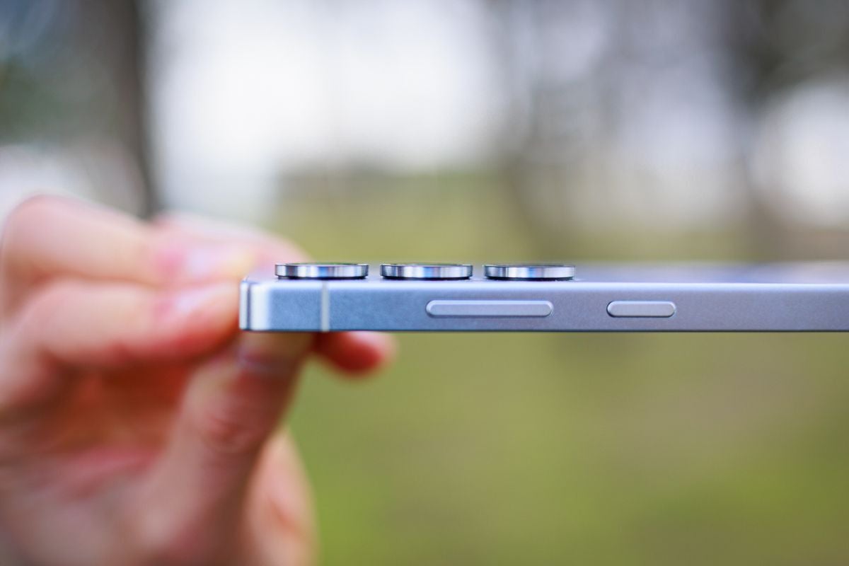 Samsung Galaxy S25 Ultra profile
