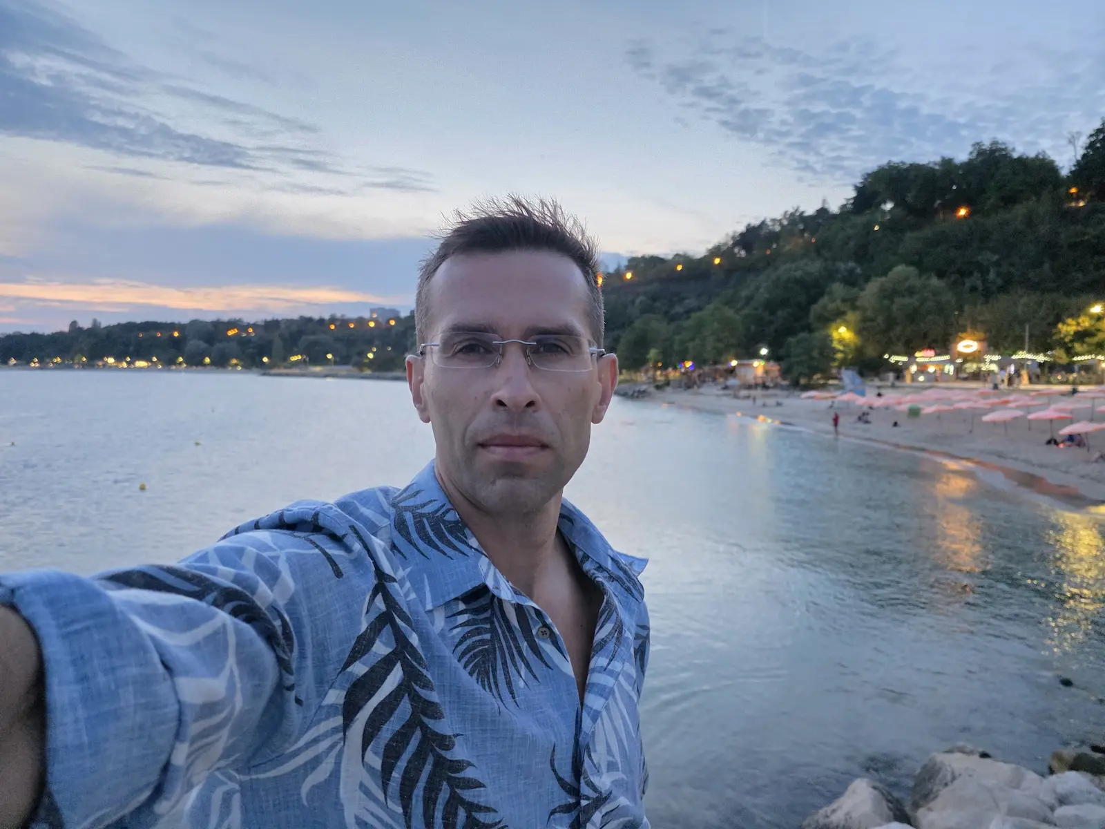 Galaxy S25 Ultra - Pixel 10 Pro XL vs Galaxy S25 Ultra: Sample Photos Comparison