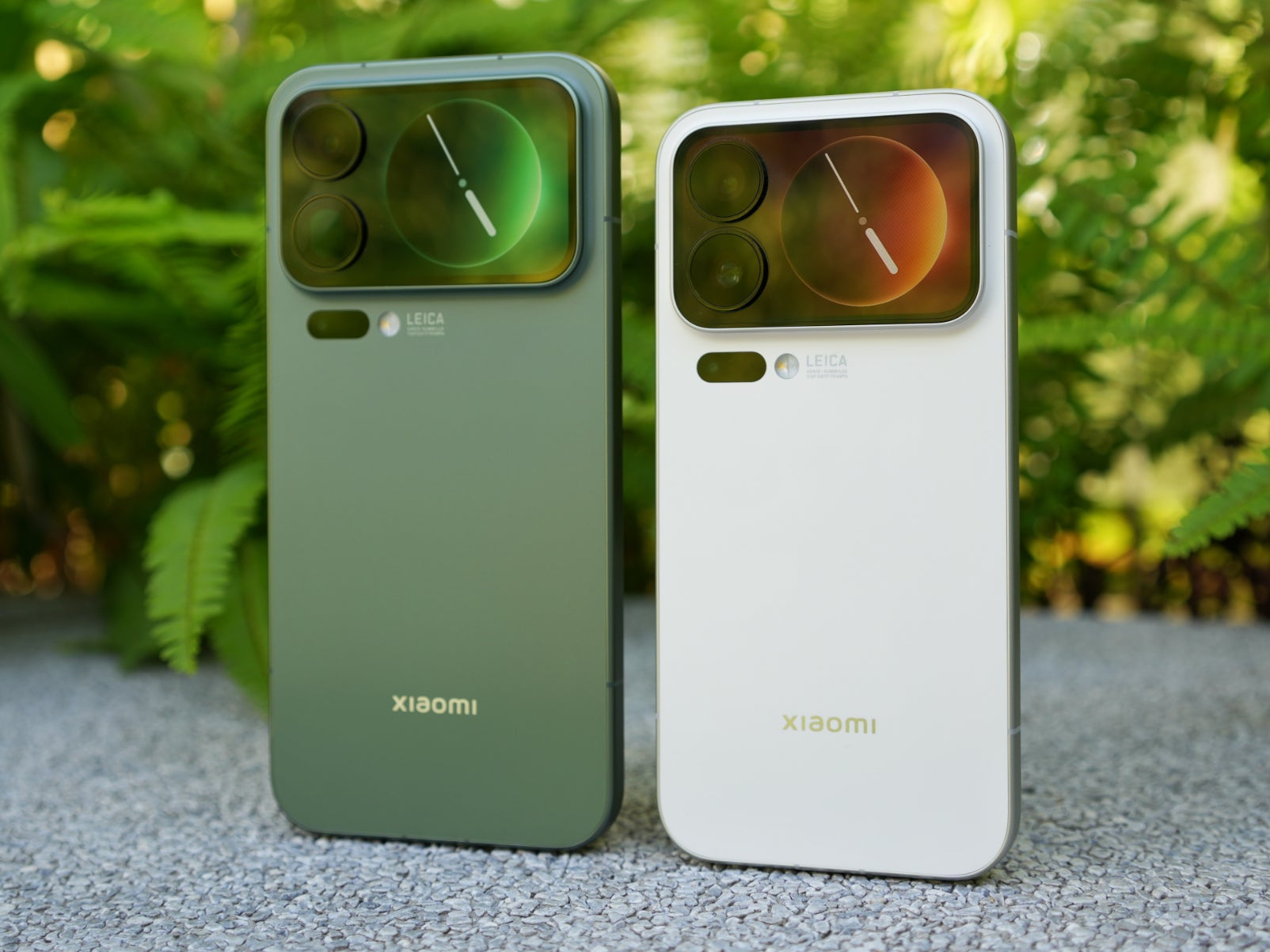 The second screen on the Xiaomi 17 Pro and Pro Max. | Image credit — Digital Chat Station - Xiaomi 17 is pretty great, but the blatant iPhone 17 copying is just too much for me
