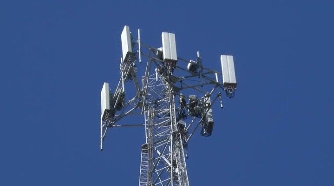 Image of AT&amp;amp;T cell tower.