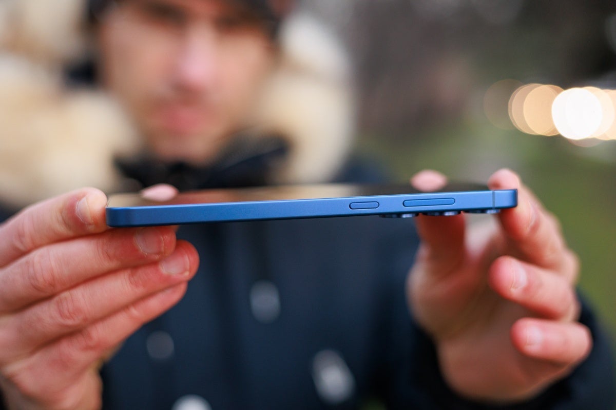 Samsung Galaxy S25 Plus profile