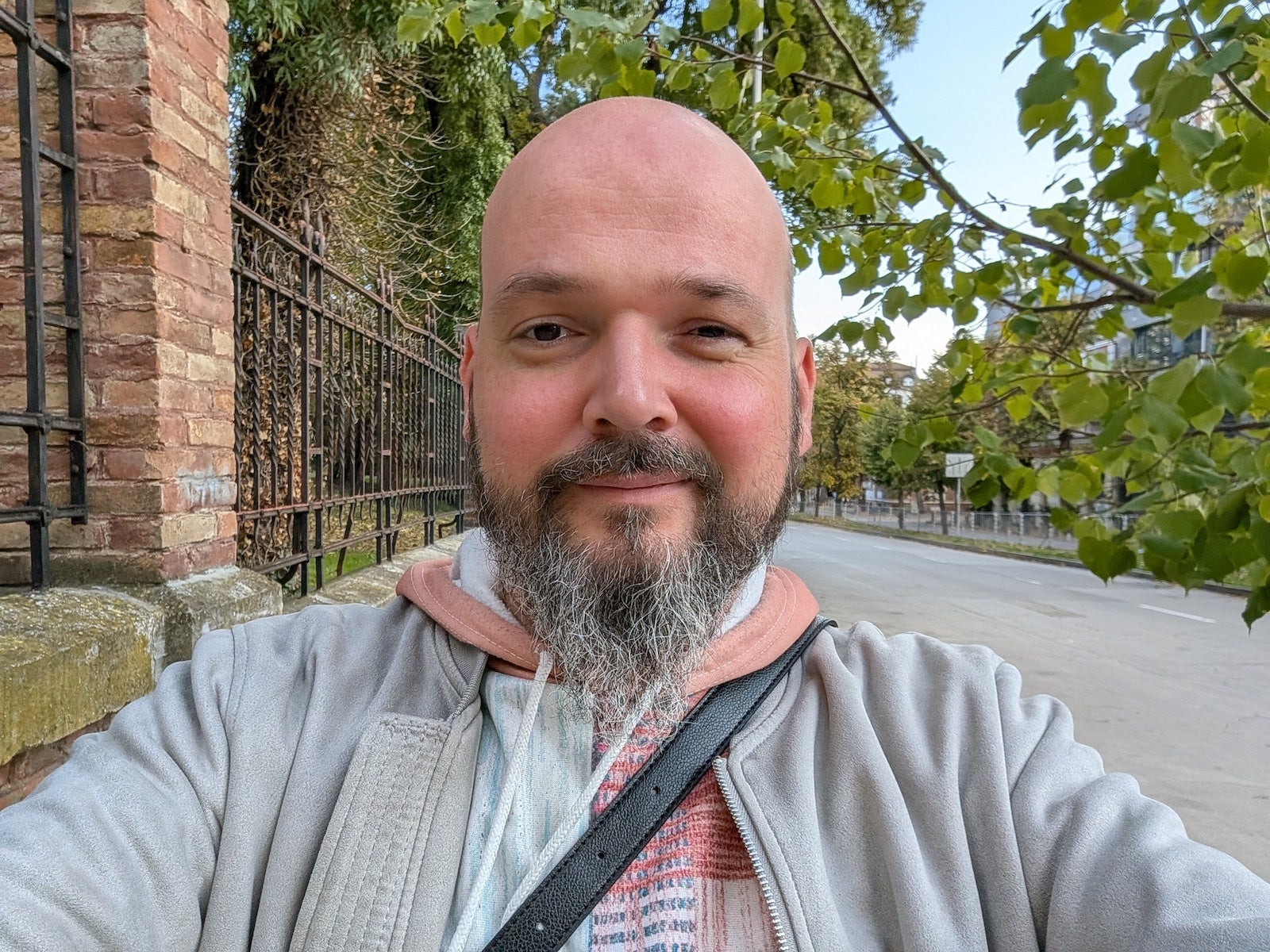 Pixel 10 Pro XL - Vivo X300 Pro vs Pixel 10 Pro XL: camera comparison
