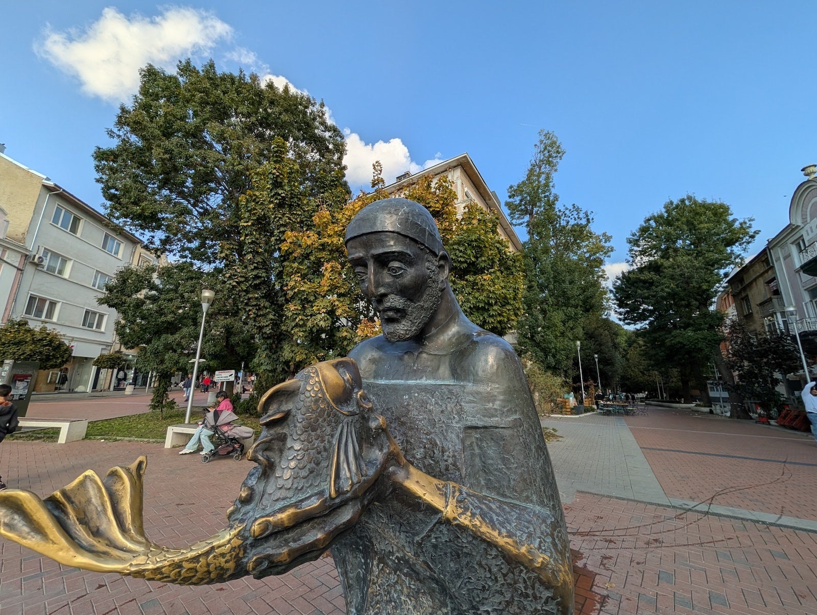 Pixel 10 Pro XL - Vivo X300 Pro vs Pixel 10 Pro XL: camera comparison