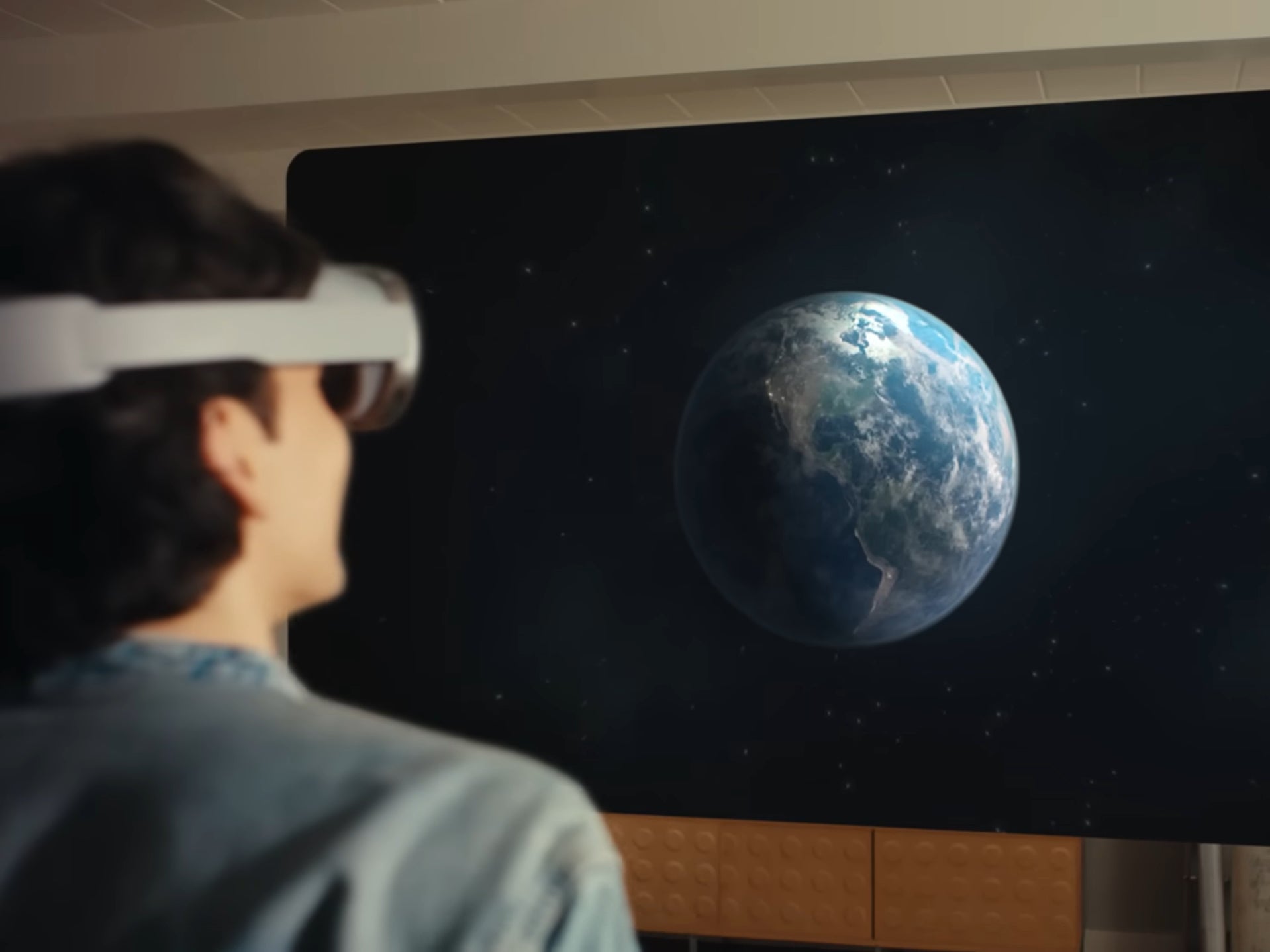 Using Google Earth on the Samsung Galaxy XR