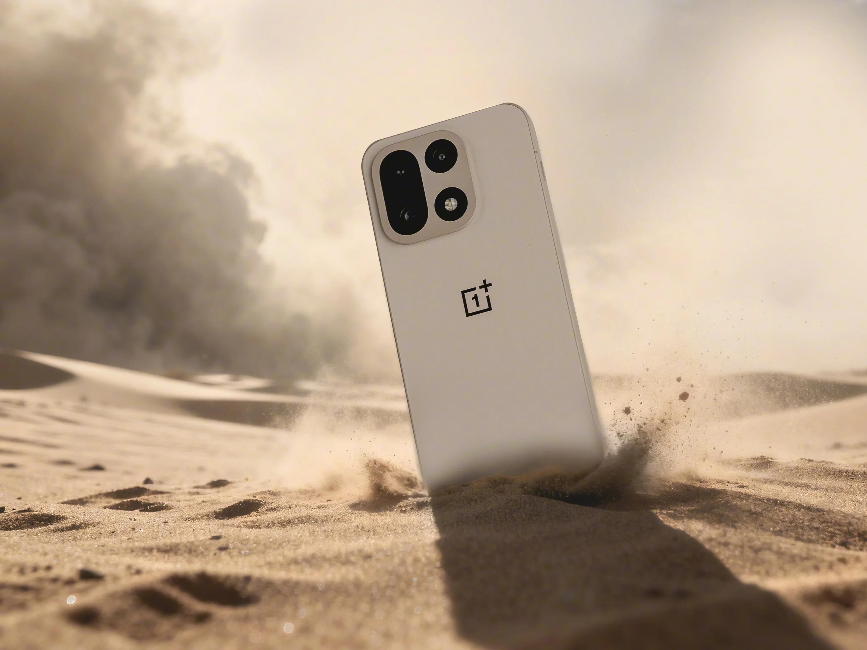 OnePlus 15 in the sand.
