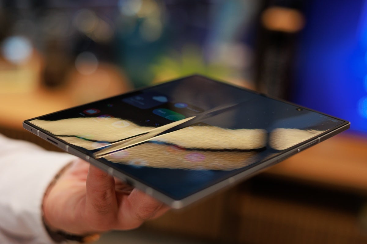 Samsung Galaxy Z Fold 7 crease