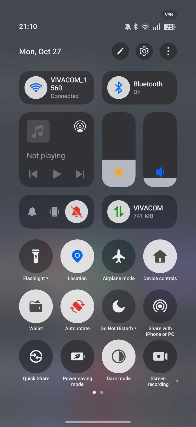 Android quick settings panel with connectivity and control toggles.