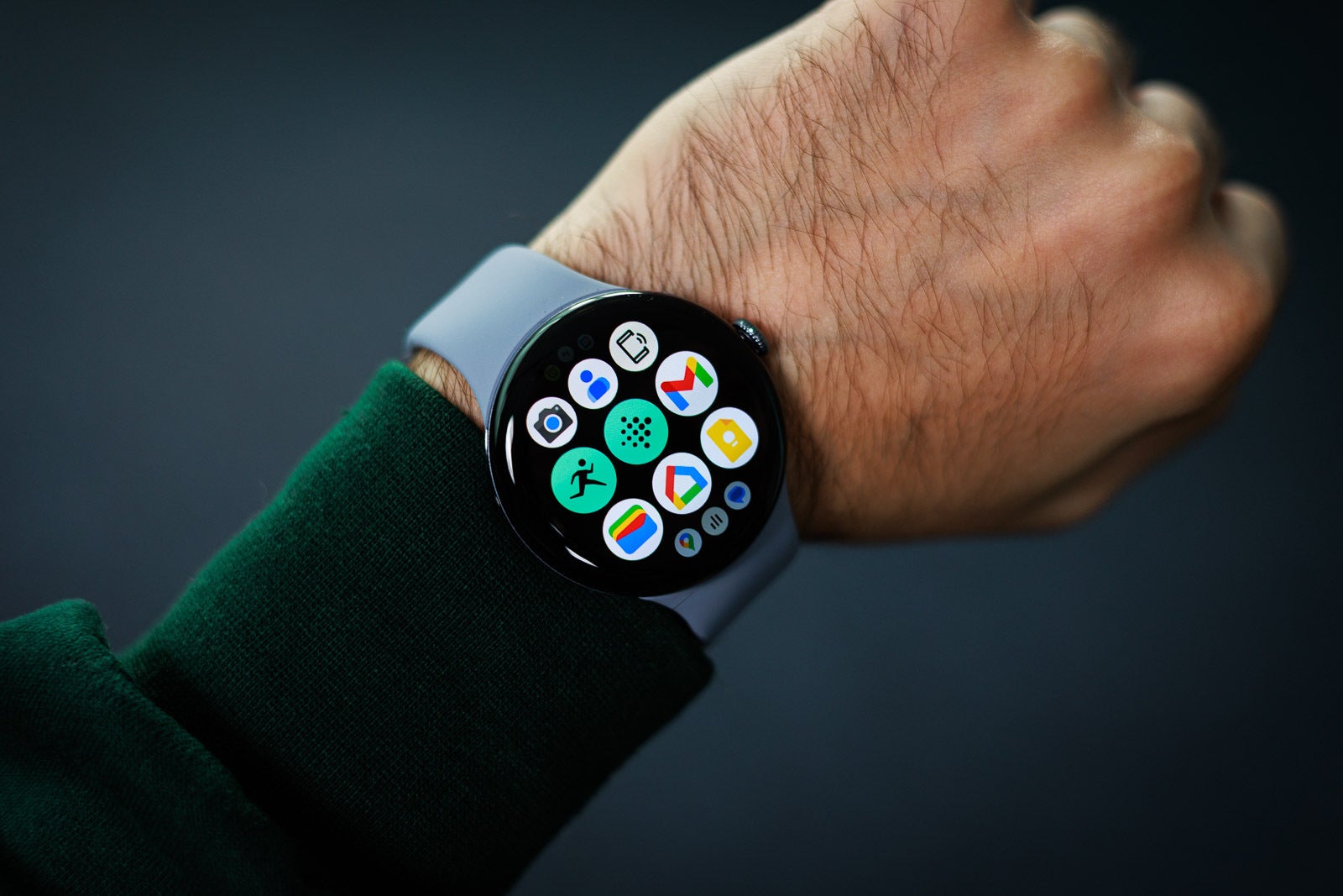 Wear OS looks and feels great to use (Image by PhoneArena) - I've used the Pixel Watch 4 for a week, and this is what really impressed me