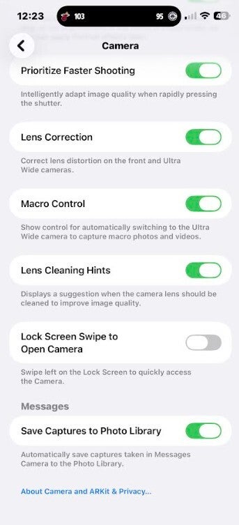 Screenshot of toggle that disables lock screen camera shortcut on iOS 26.1.
