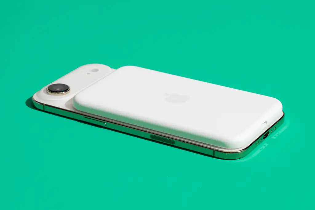 It&#039;s supposed to be thin, right? - Apple may kill off another iPhone and I’ve seen this before