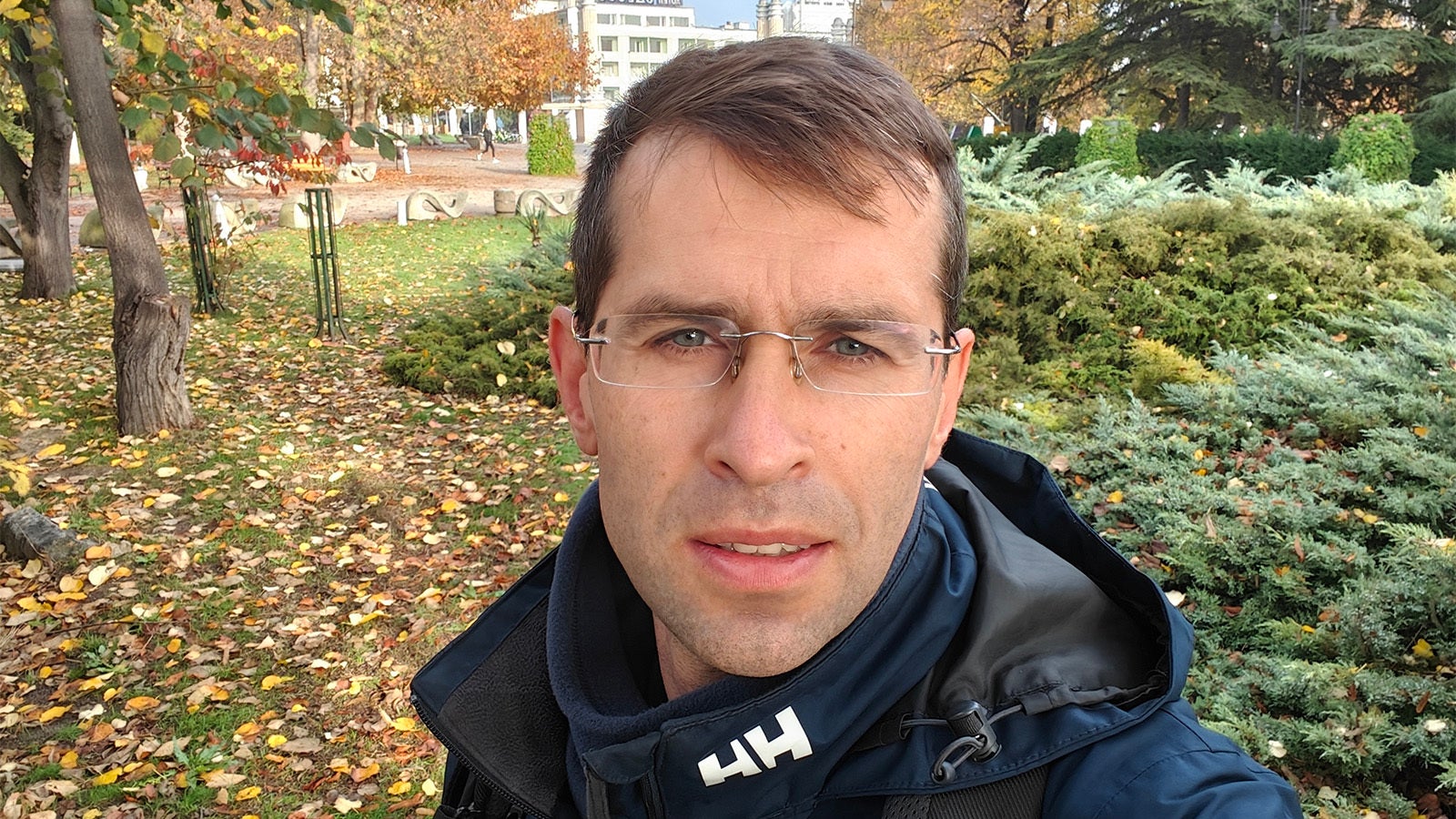 OnePlus 15 - OnePlus 15 vs OnePlus 13: Sample Photos Comparison