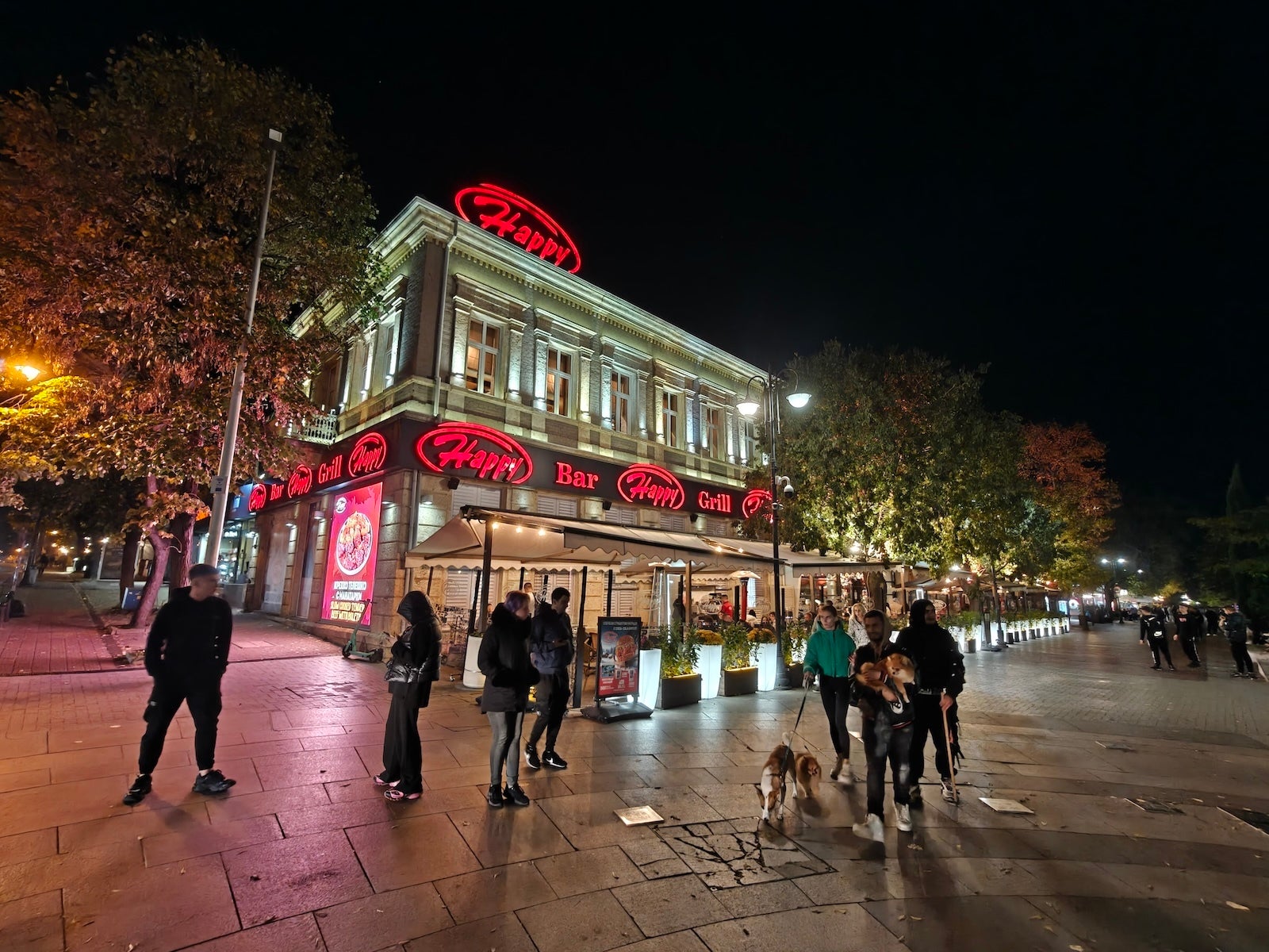 OnePlus 13 - OnePlus 15 vs OnePlus 13: Sample Photos Comparison