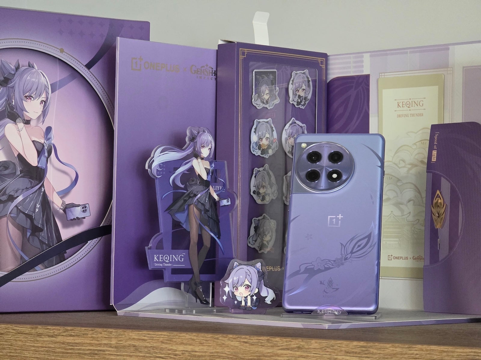 Galaxy S25 Ultra - OnePlus 15 vs Galaxy S25 Ultra: Sample Photos Comparison