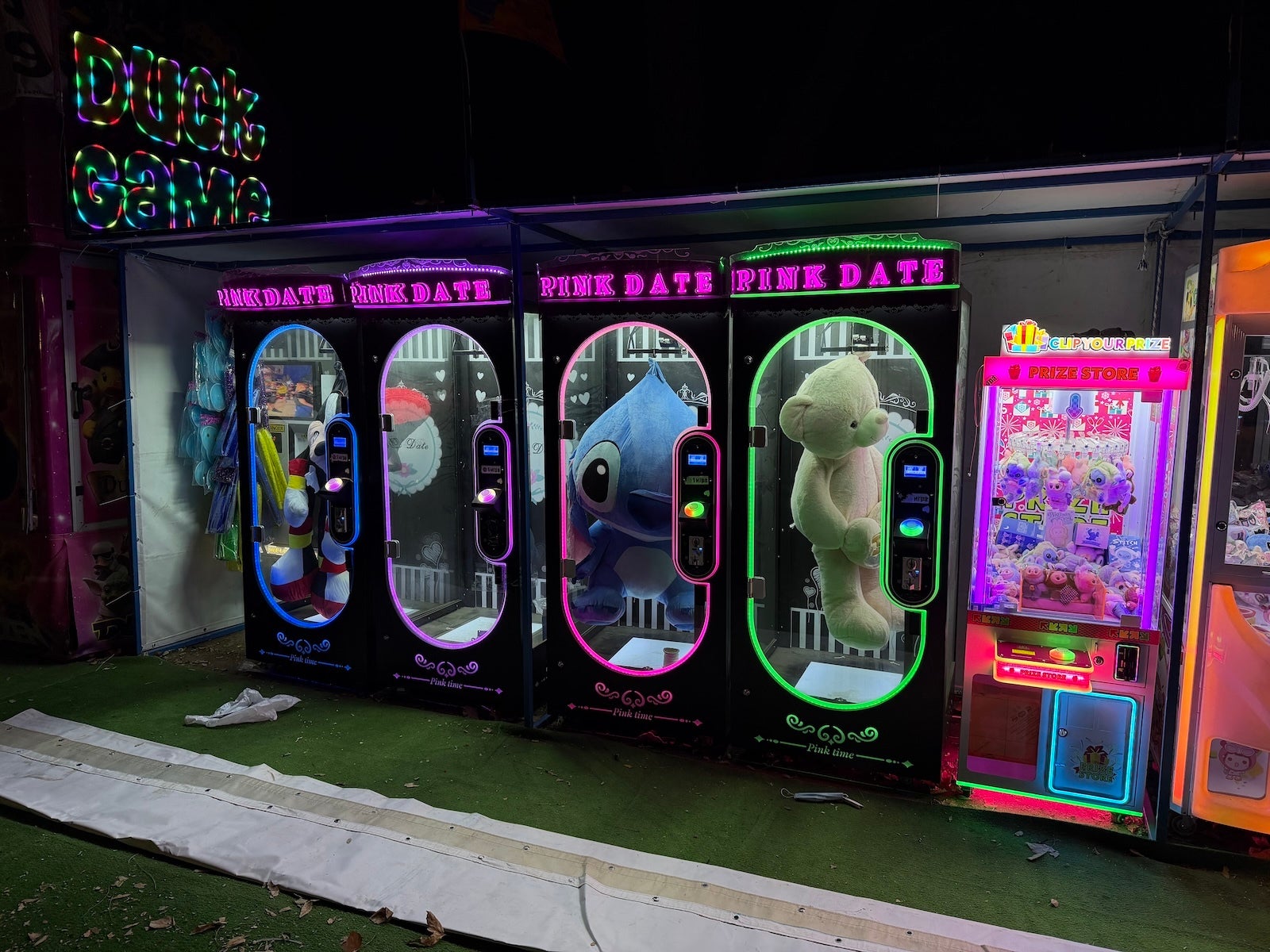 iPhone 17 Pro Max - OnePlus 15 vs iPhone 17 Pro Max: Sample Photos Comparison