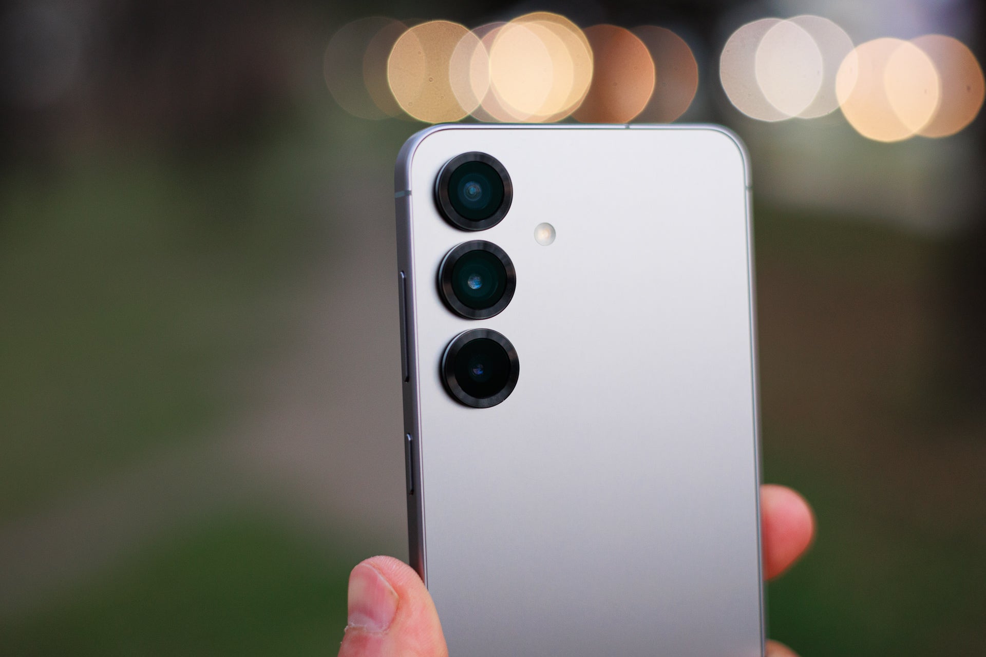 The Galaxy S25 also featured 12GB RAM. | Image credit – PhoneArena - The Galaxy S26 series may have another specs disappointment in store