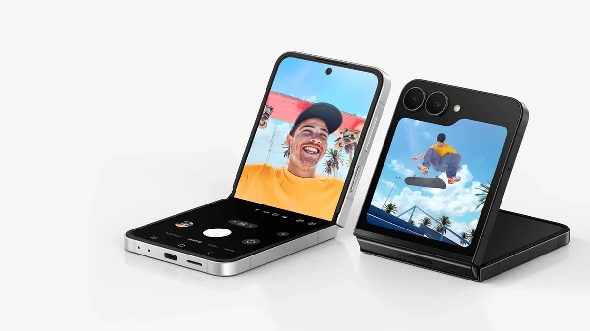 Z Flip 7 FE. | Image Credit - Samsung - You just crowned a new foldable champion – and it&#039;s not Samsung