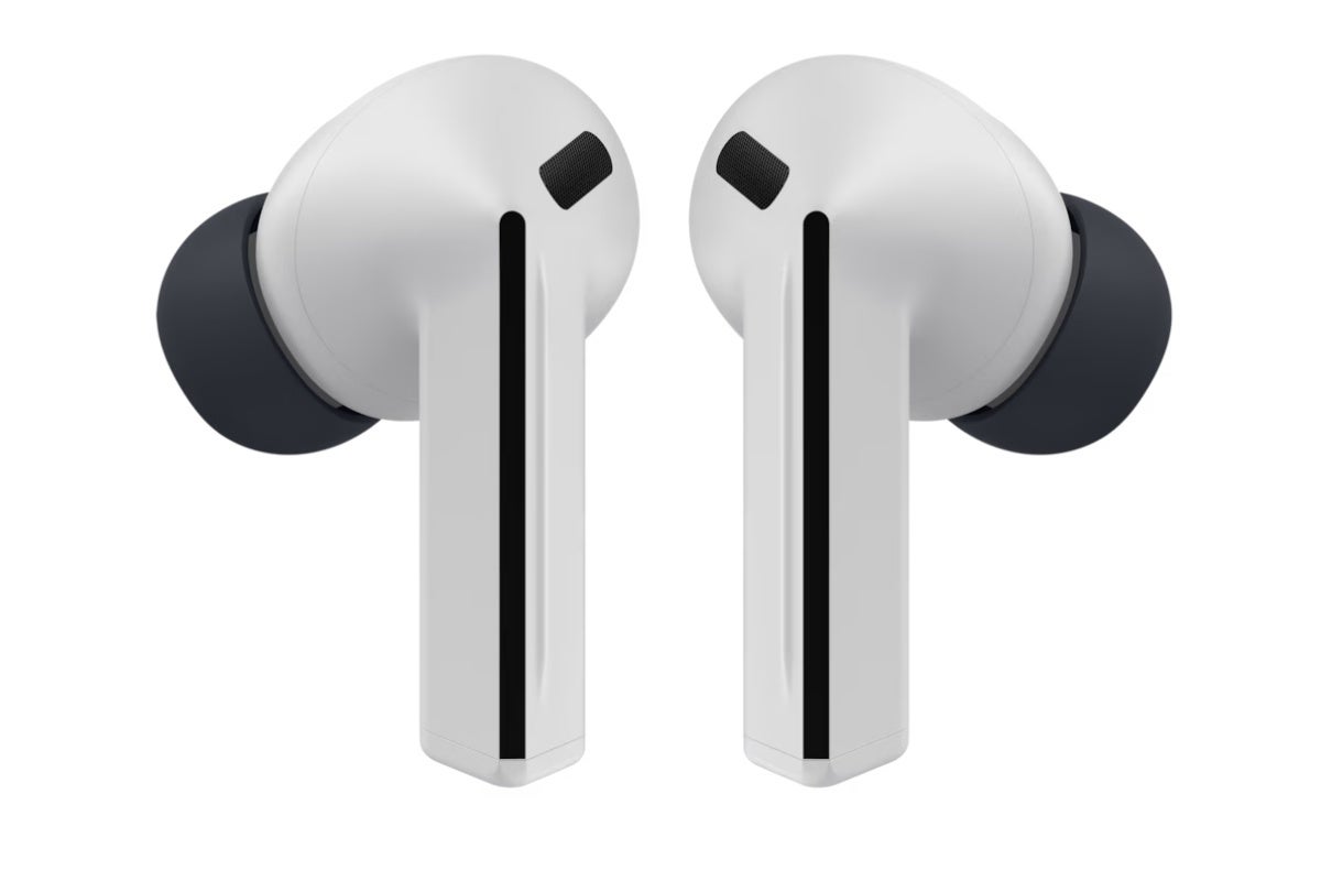 Samsung Galaxy Buds 3 FE in gray