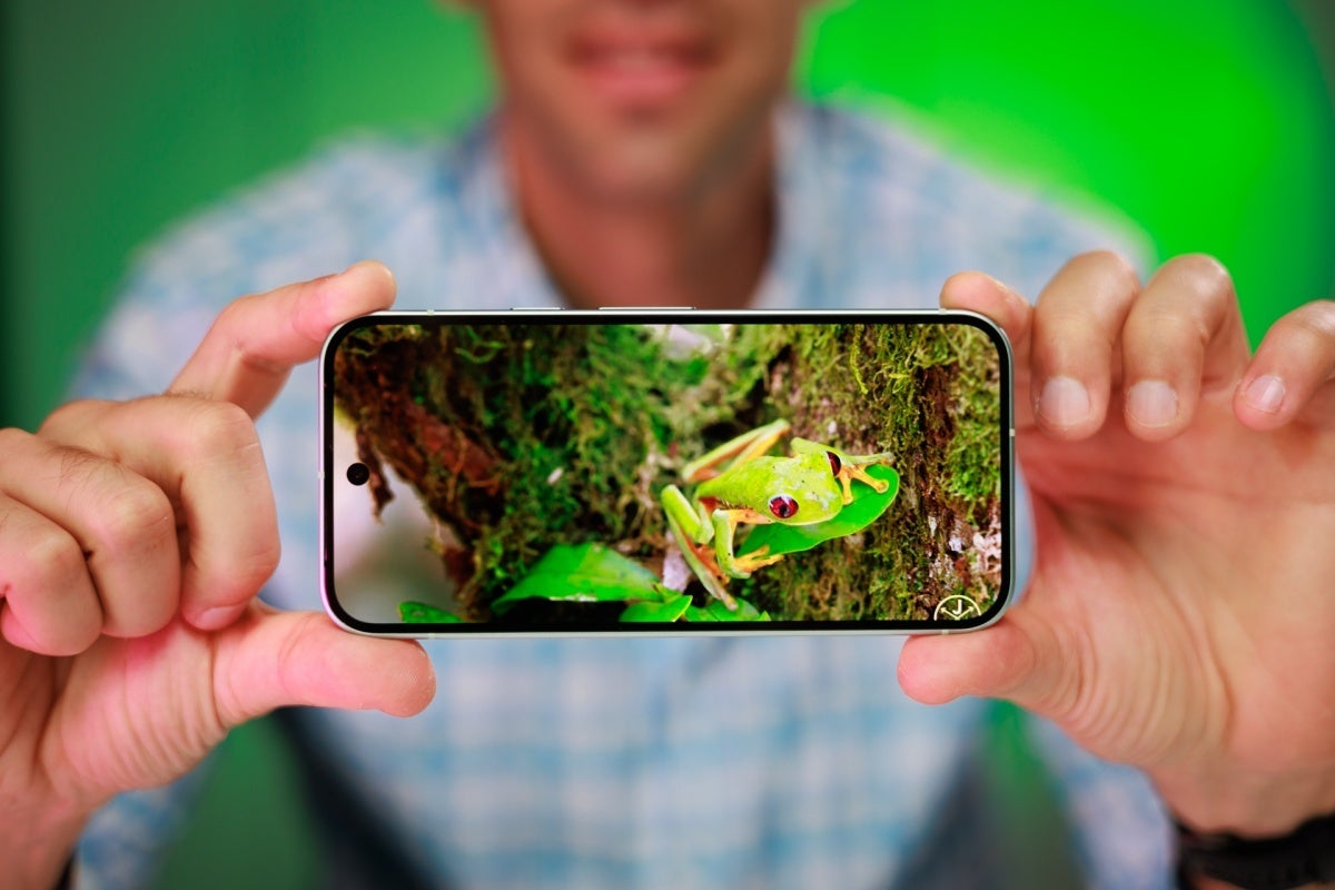 Google Pixel 9 screen