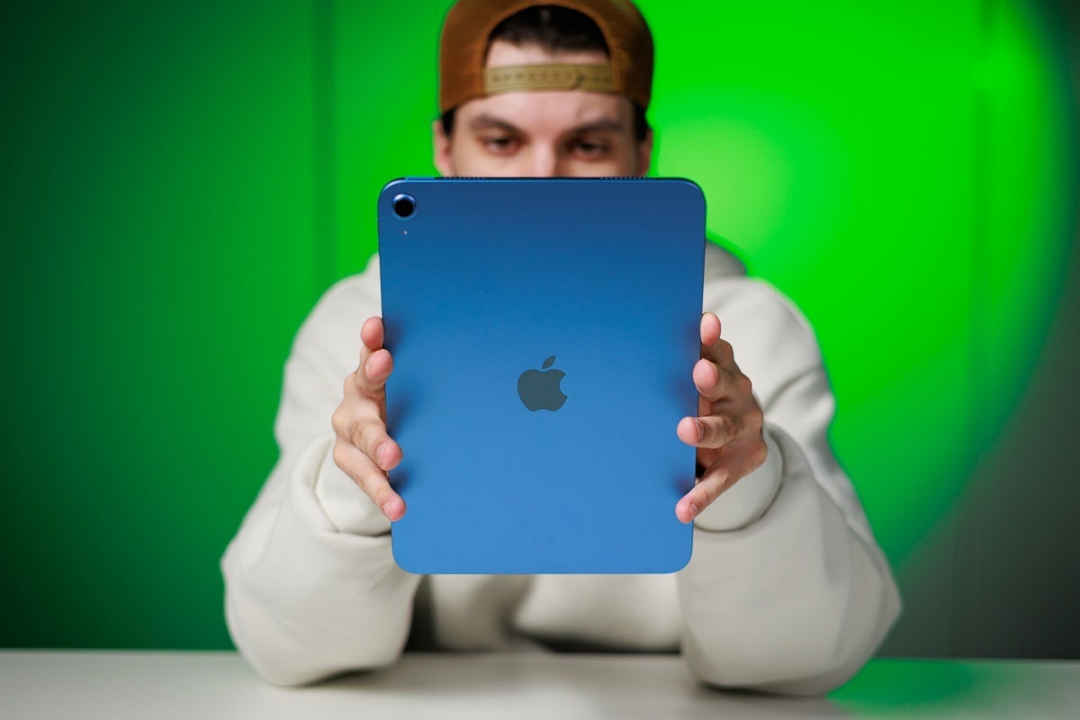 This is not the world&#039;s prettiest tablet, but it&#039;s definitely not ugly either. | Image Credit -- PhoneArena - Are you on a budget this Black Friday? Consider Apple&#039;s 11-inch iPad (2025) at a rare $70 discount!