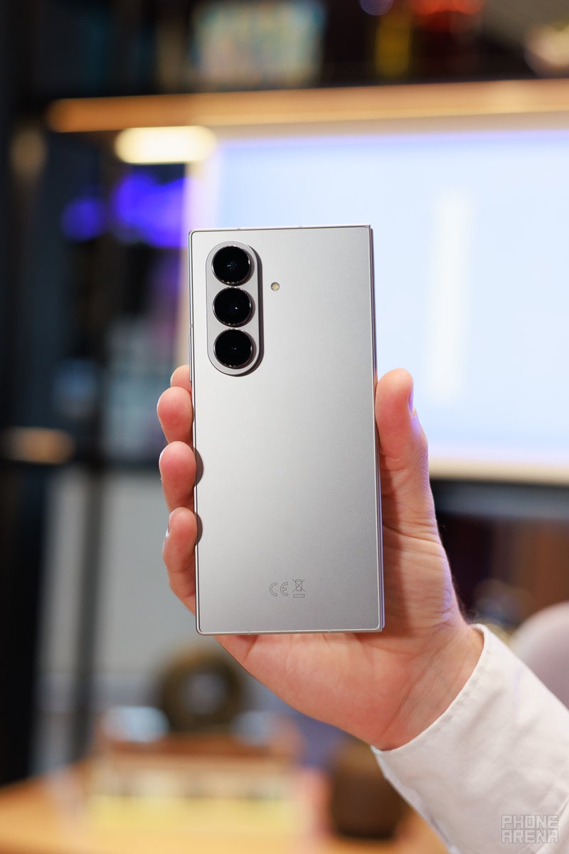 Galaxy Fold 7, photography by Orhan Chakarov